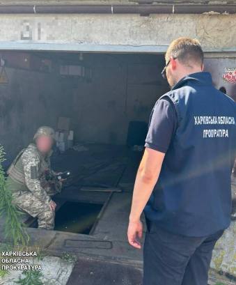 У Харкові знайшли схованку зі зброєю в гаражі